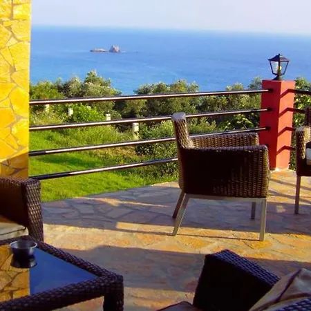 Apartment Paradise And Studio With Swimming Pool In Beach, Corfu